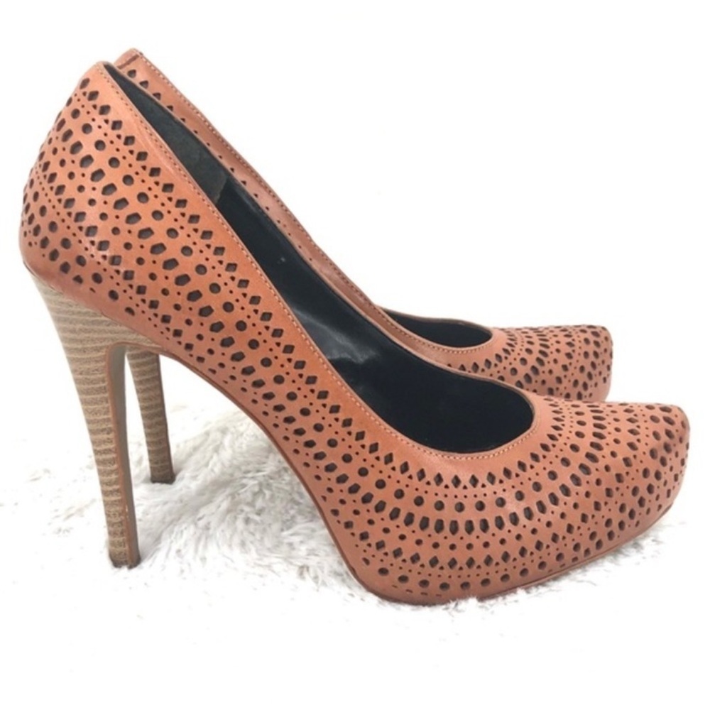 BCBG Paris Size 9 Perdra Leather Platform Heels - Picture 3 of 9